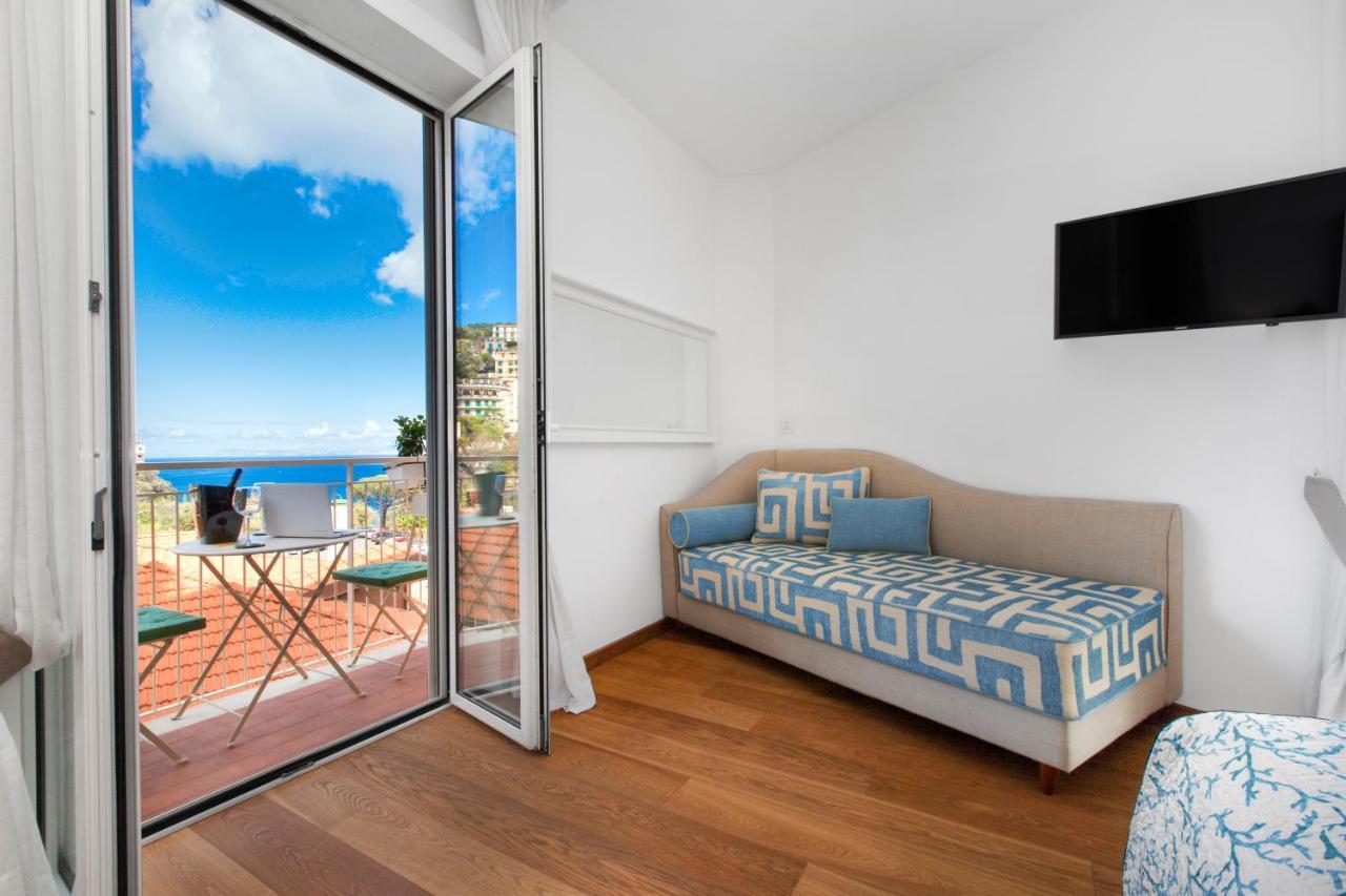 Sorrentovibes - Luxury Home Sea View & Jacuzzi In Sorrento Centre Buitenkant foto