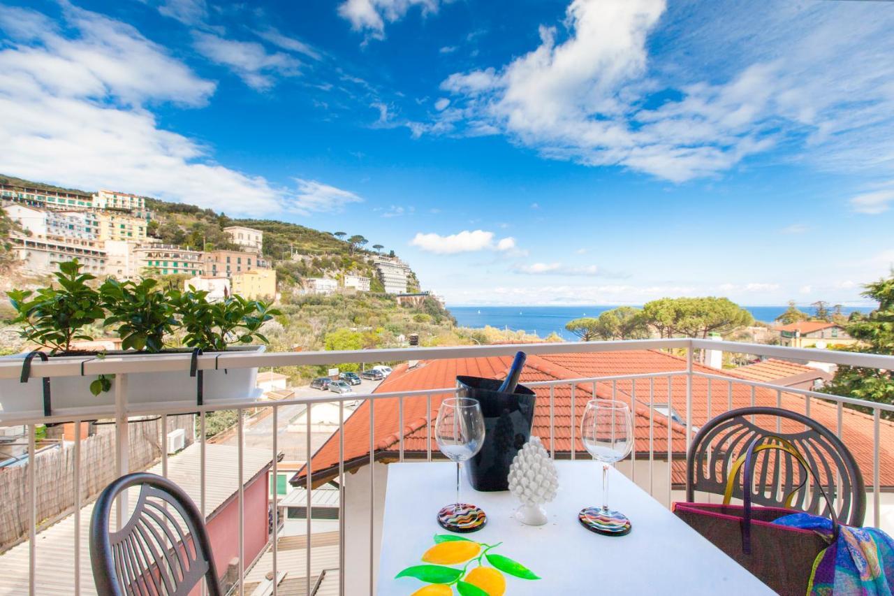 Sorrentovibes - Luxury Home Sea View & Jacuzzi In Sorrento Centre Buitenkant foto