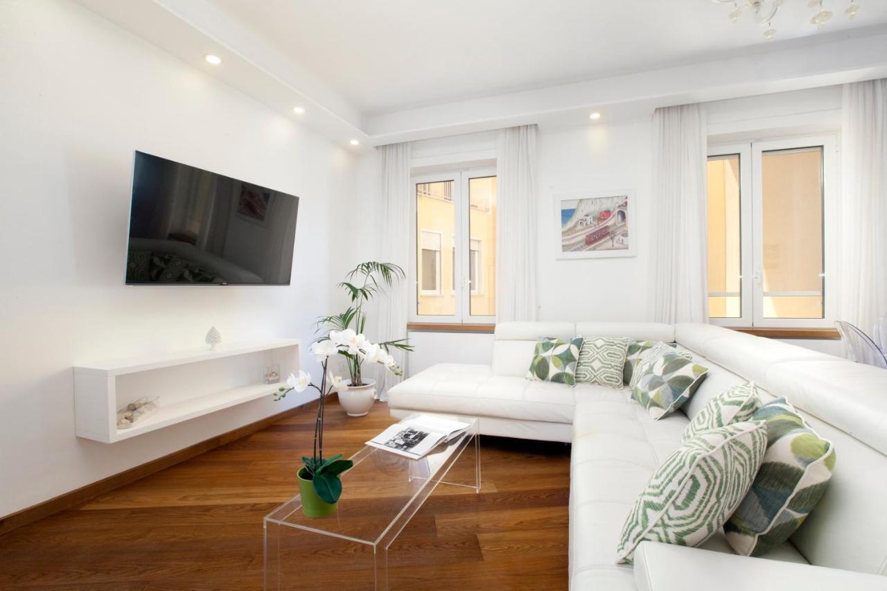 Sorrentovibes - Luxury Home Sea View & Jacuzzi In Sorrento Centre Buitenkant foto