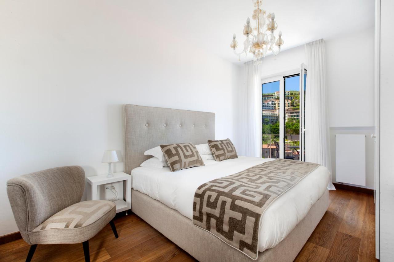 Sorrentovibes - Luxury Home Sea View & Jacuzzi In Sorrento Centre Buitenkant foto
