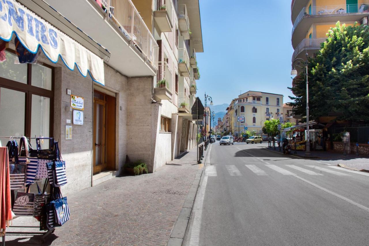 Sorrentovibes - Luxury Home Sea View & Jacuzzi In Sorrento Centre Buitenkant foto